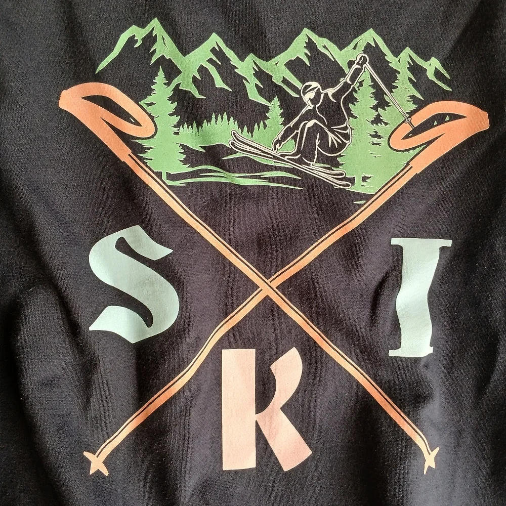 Pacific&Co Hit The Slopes Ski Crew Neck NWT